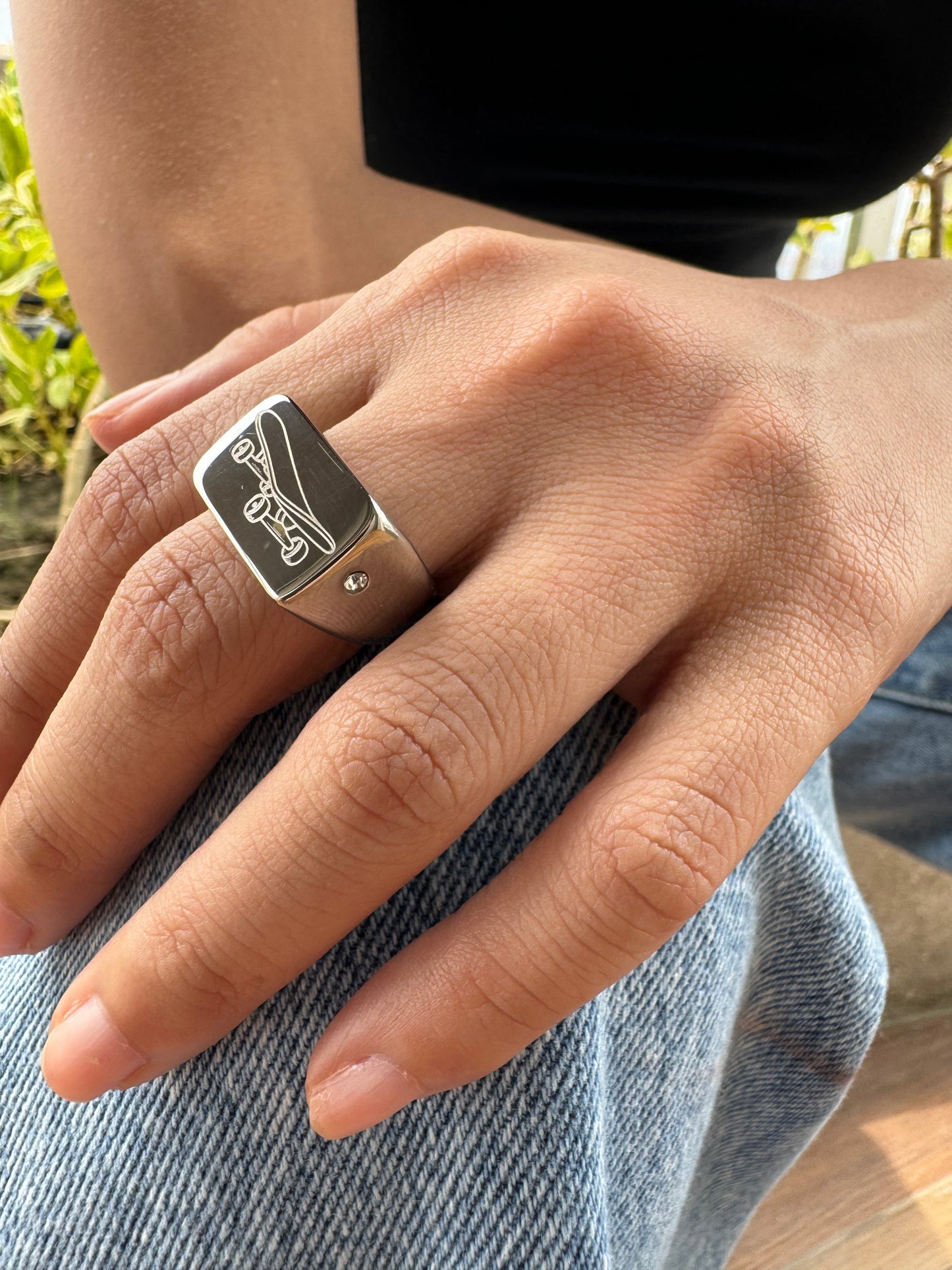 Skateboard Ring – Custom Engraving Available (Silver)
