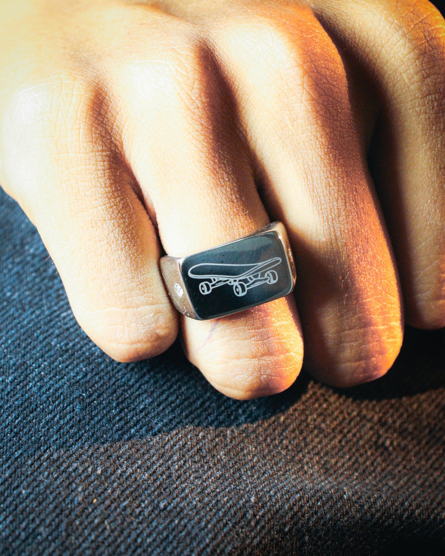 Skateboard Pendant & Ring Bundle (Silver)